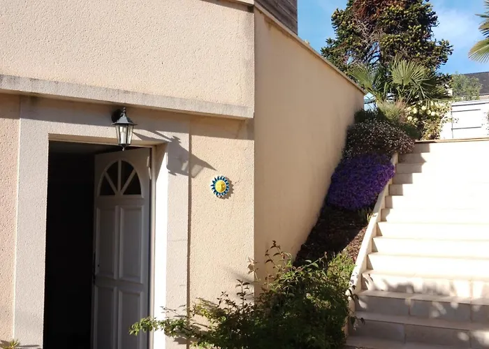 Les Palmiers Bed and breakfast